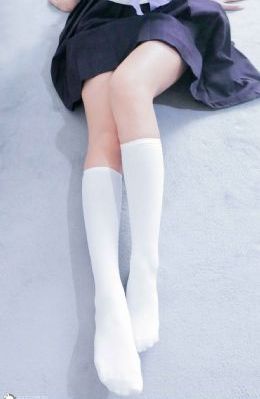 美女裸体全身秘热舞_在线电影观看
