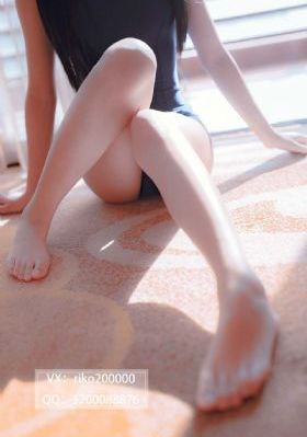 丝袜制服中文_BD英语高清完整版播放