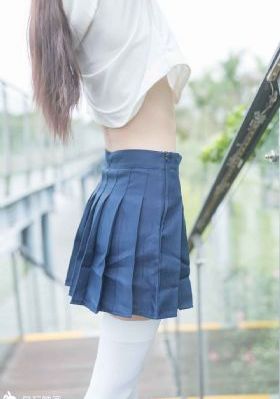 在森林深处被藤蔓玩play_在线播放-手机免费播放动漫